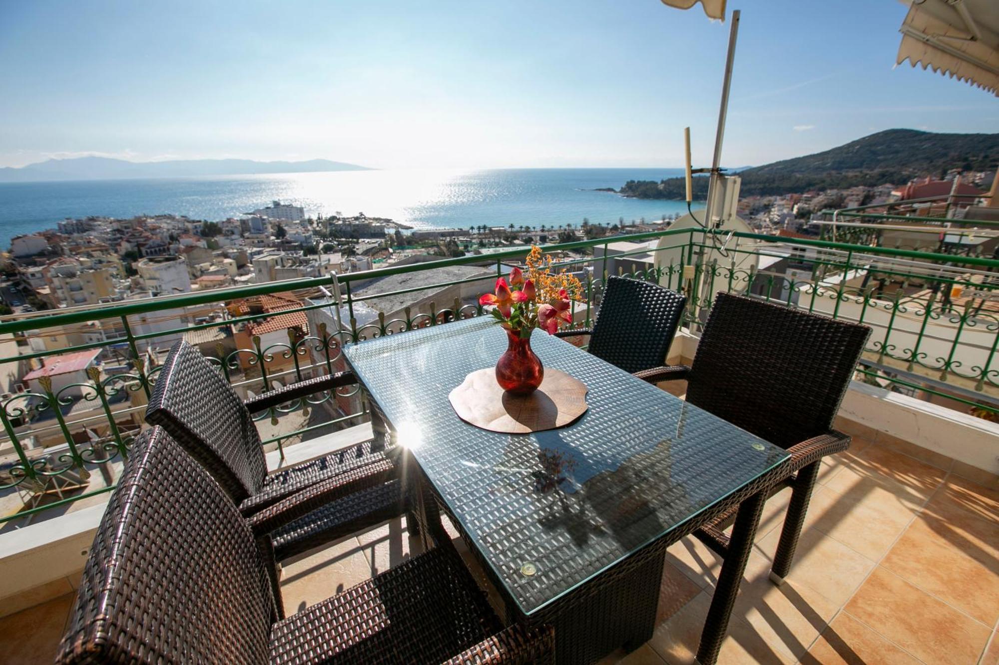 Blue Sky Appartment Kavala Exterior photo